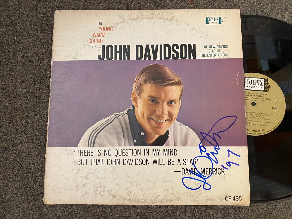 JOHN DAVIDSON MUSIC STAR SIGNED AUTOGRAPHED VINYL RECORD ALBUM W/COA