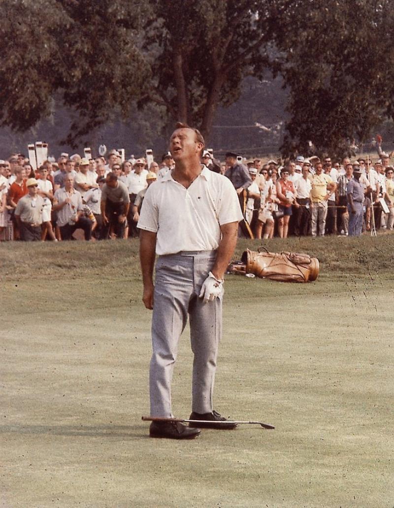 ARNOLD PALMER MISSING PUT 8X10 PHOTO