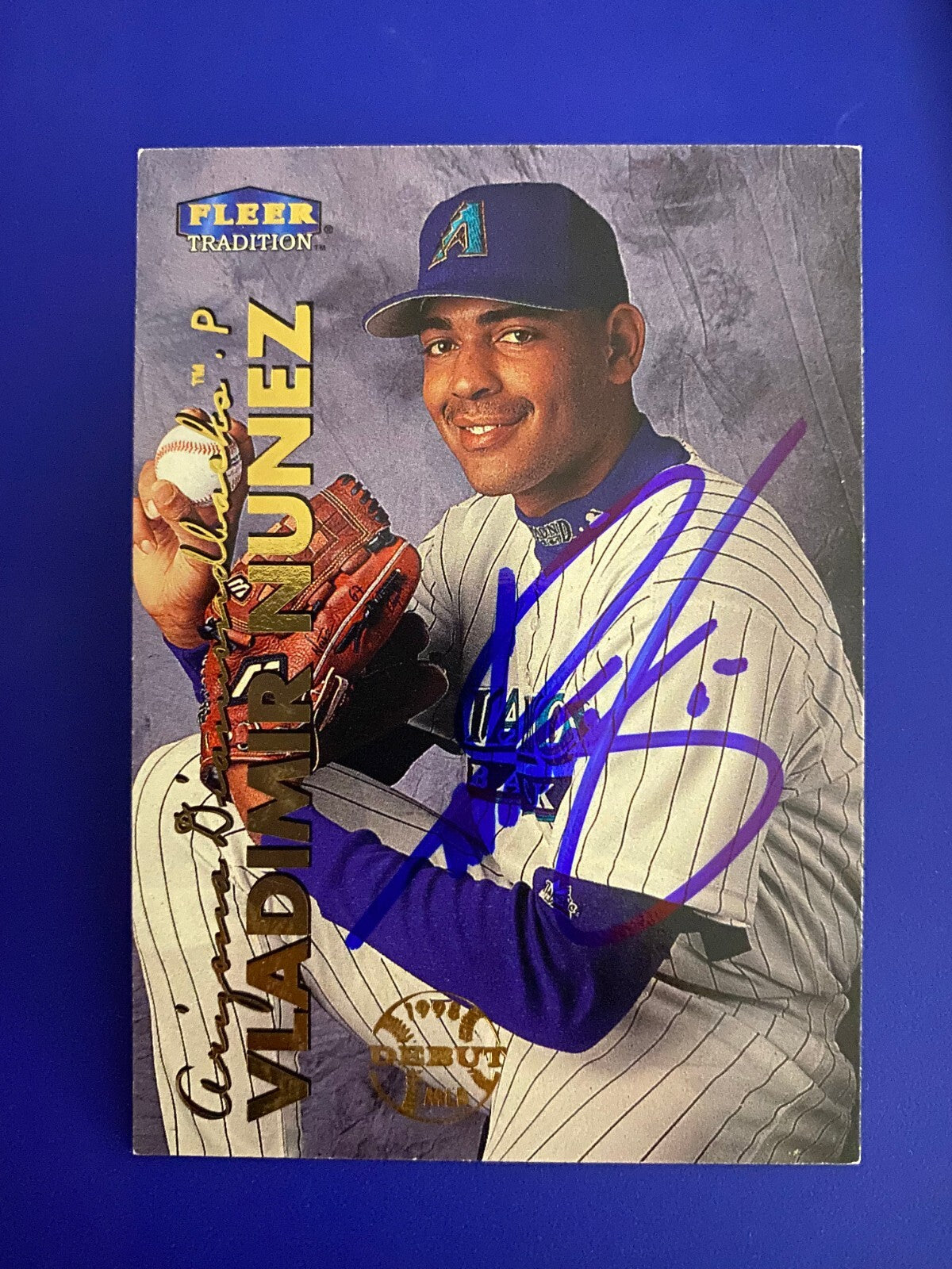 1999 FLEER TRADITION VLADIMIR NUNEZ ARIZ DIAMONDBACKS SIGNED AUTO #465 CARD COA