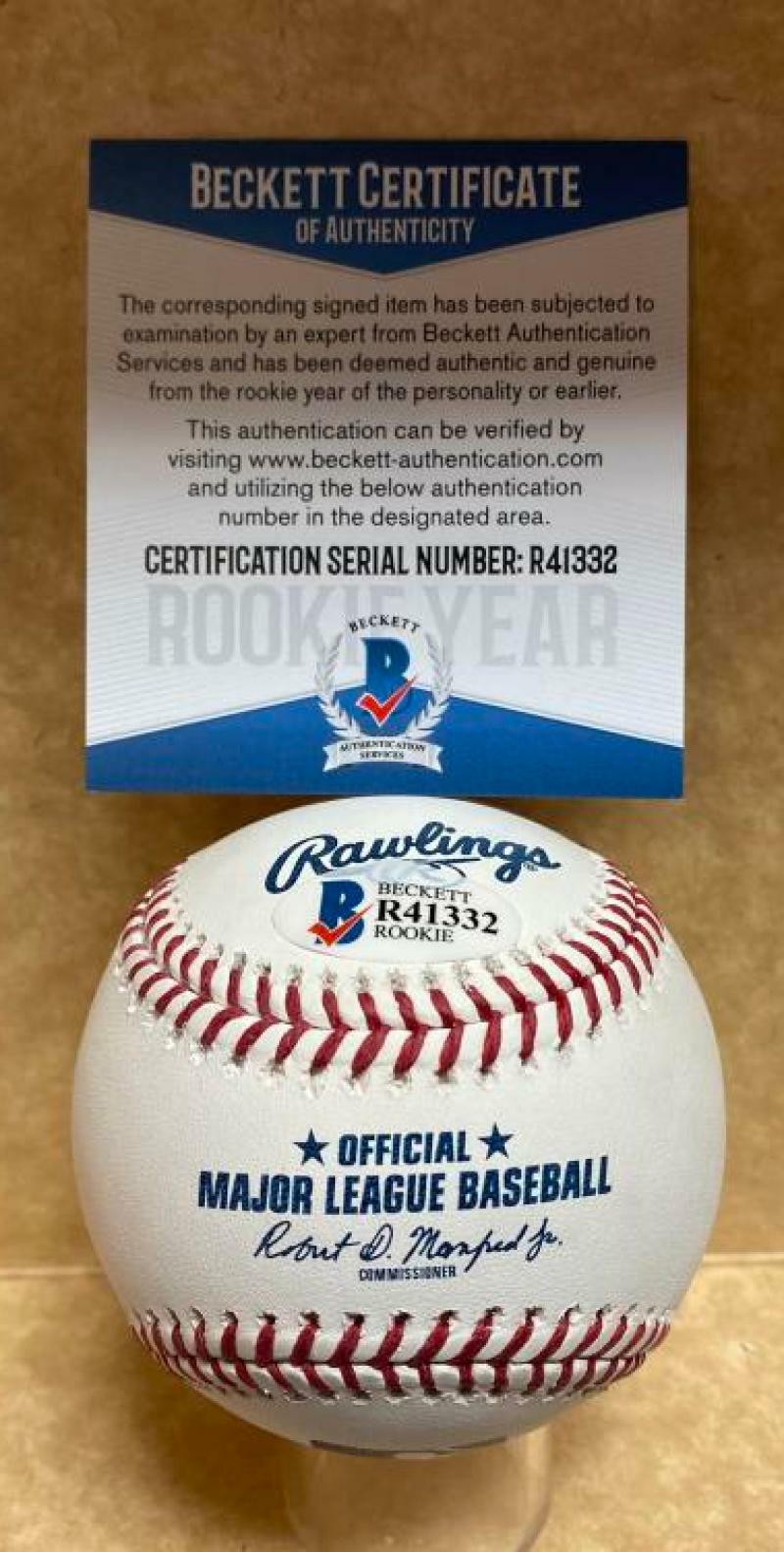 TREVOR STEPHAN  NEW YORK YANKEES ROOKIE YEAR SIGNED M.L. BASEBALL BECKETT R41332