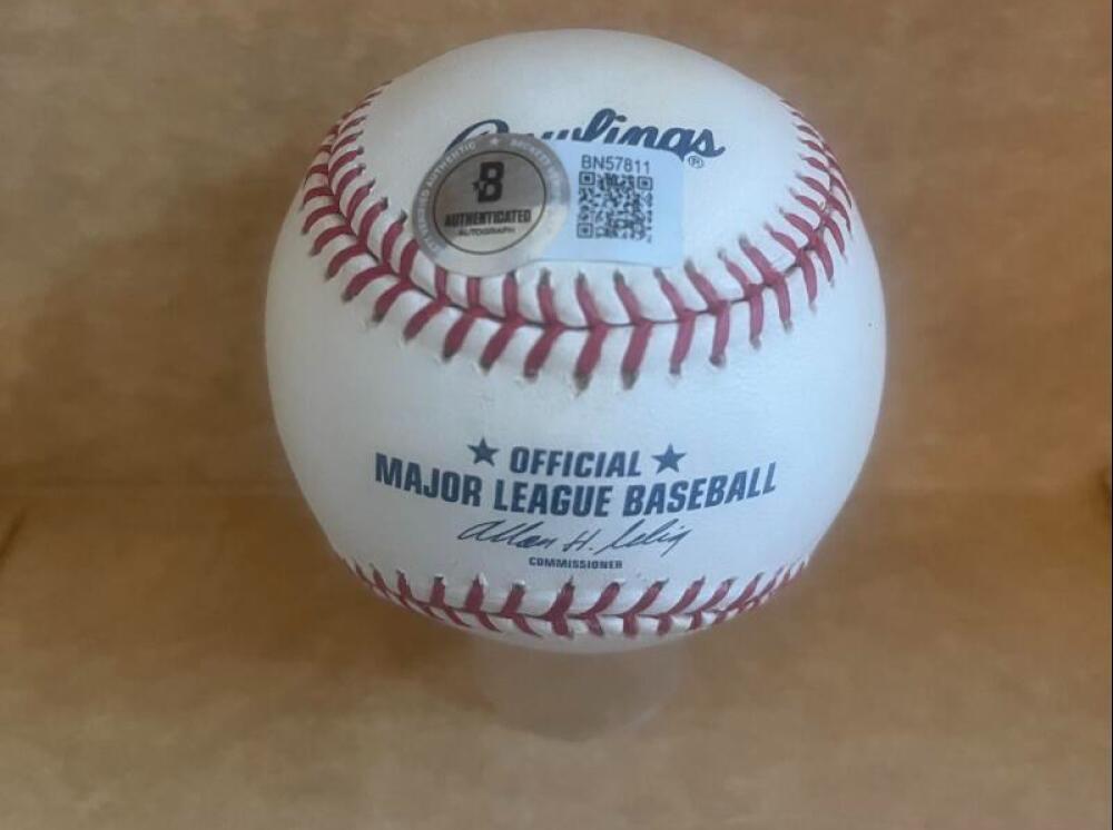 JULIAN TAVAREZ INDIANS 97 AL CHAMPS  SIGNED AUTOGRAPHED M.L. BASEBALL BECKETT AU