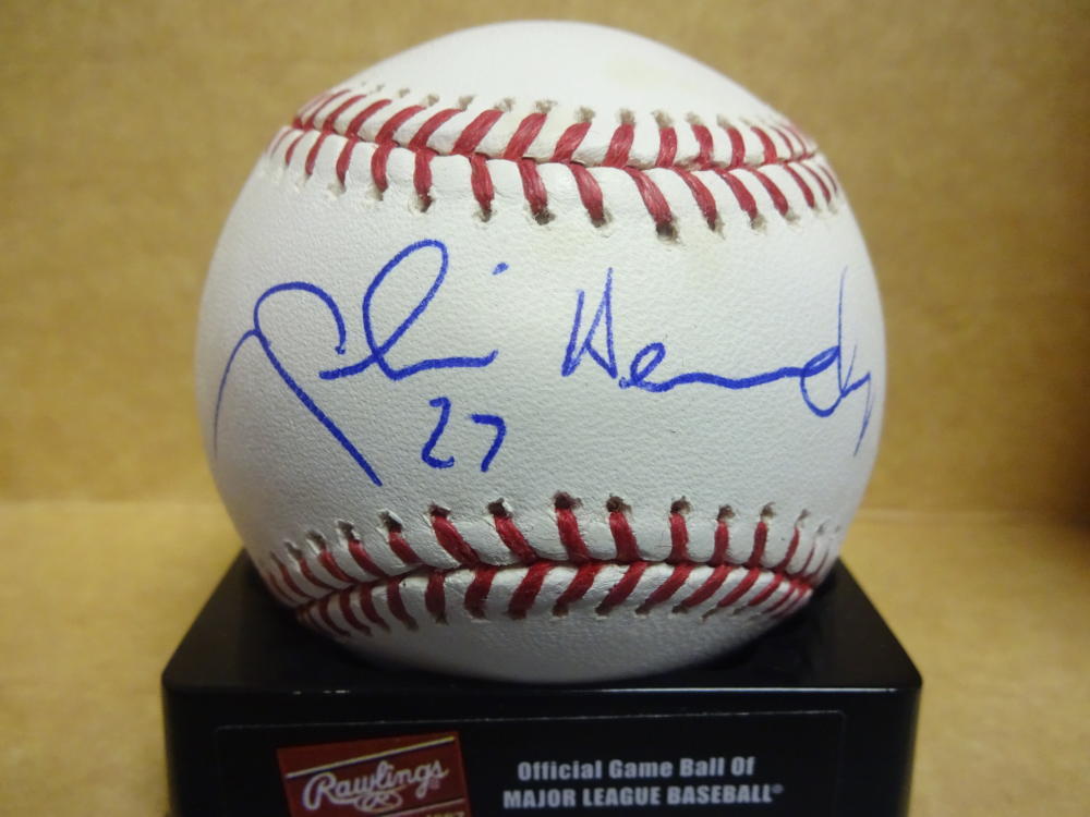 CHRIS HERNANDEZ MINNESOTA TWINS SIGNED M.L. BASEBALL W/COA
