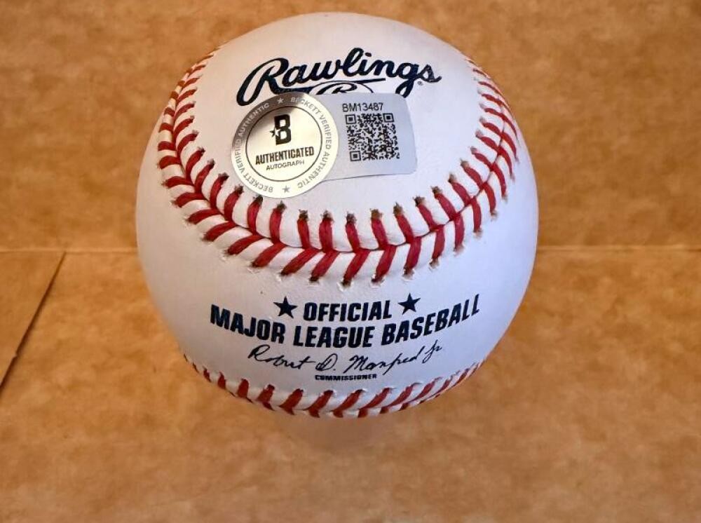 MARCO RAYA MINNESOTA TWINS SIGNED AUTOGRAPHED M.L. BASEBALL BECKETT AUTH