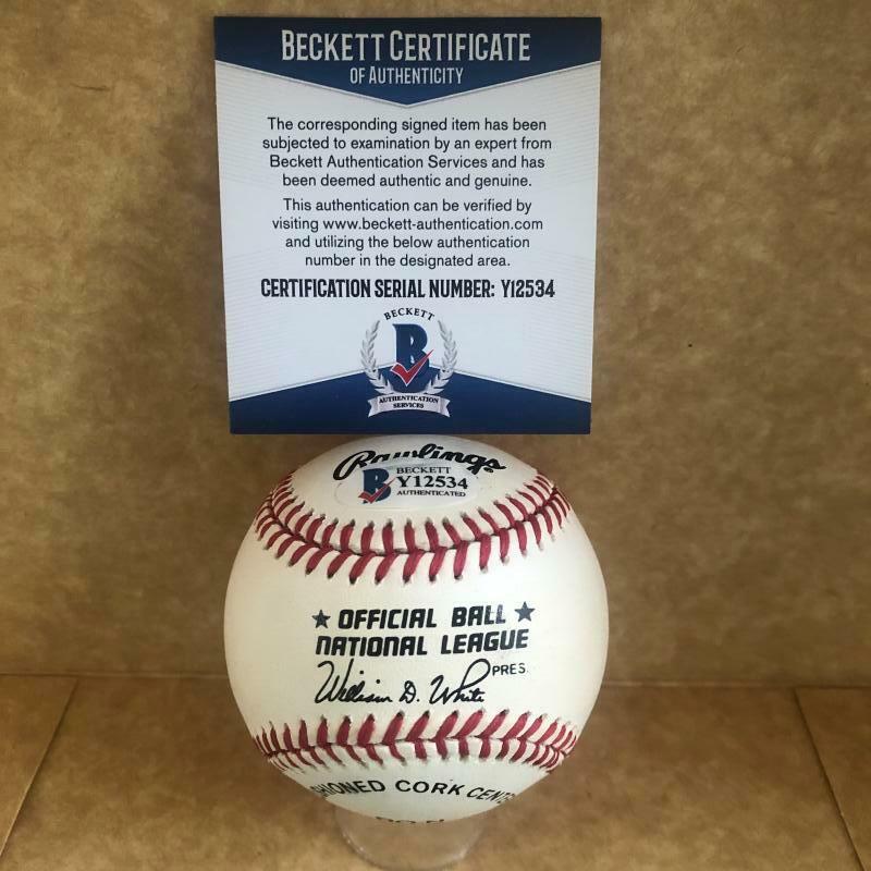 MIKE SCHMIDT PHILADELPHIA PHILLIES SIGNED AUTO VINTAGE N.L. BASEBALL BECKETT Y12