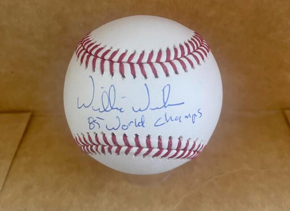 WILLIE WILSON ROYALS 85 WORLD CHAMPS SIGNED AUTO M.L.BASEBALL BAS AUTHENTICATED