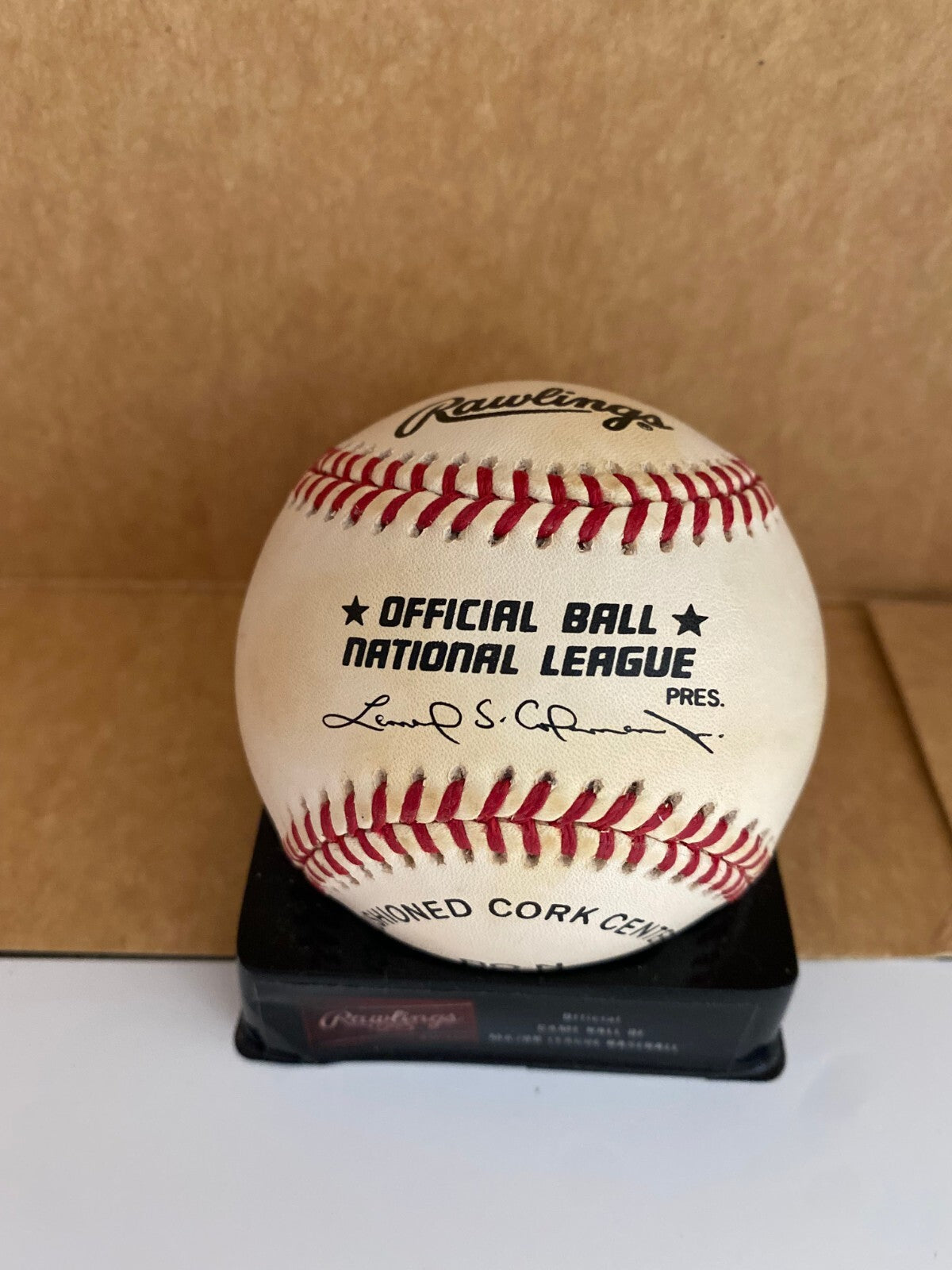 HANK AARON MILWAUKEE BRAVES SIGNED AUTOGRAPHED N.L. BASEBALL MOUNTED MEMORIES
