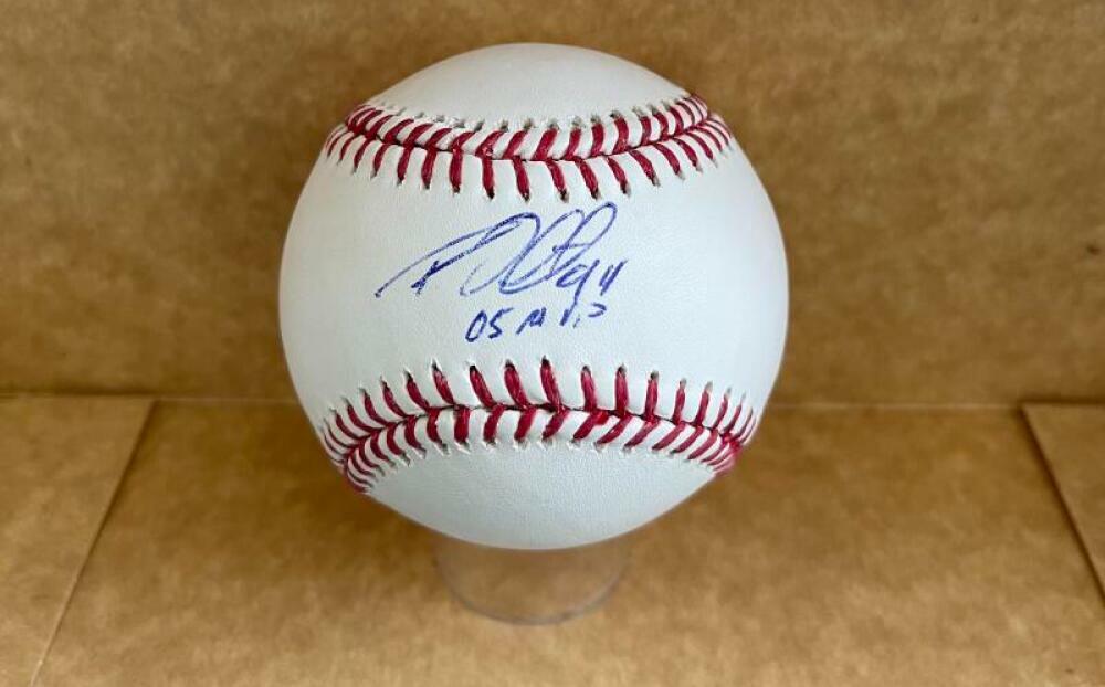 ROY OSWALT PHILLIES 05 NLCS SIGNED AUTO M.L. BASEBALL BECKETT BA29449