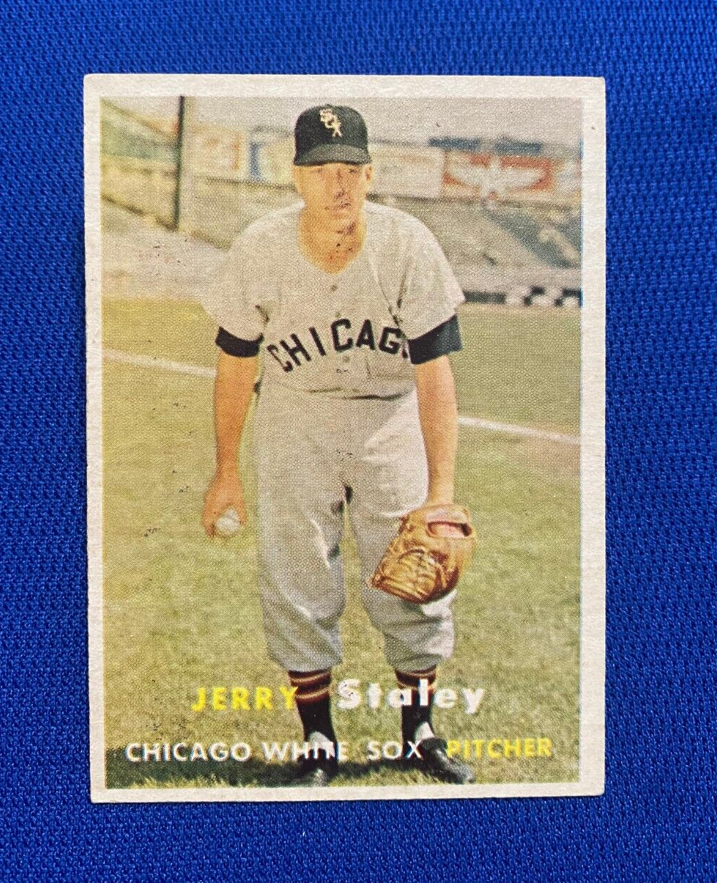 1957 TOPPS JERRY STALEY CHICAGO WHITE SOX #227 CARD VINTAGE SET-BREAK