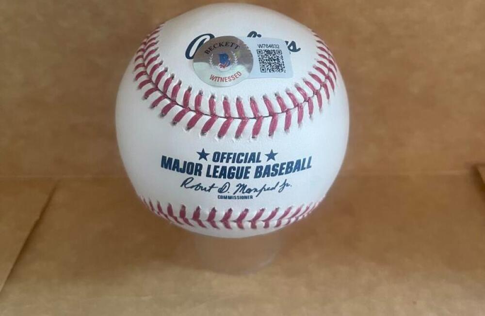 JORDAN WICKS CHICAGO CUBS SIGNED AUTO M.L. BASEBALL BECKETT AUTH