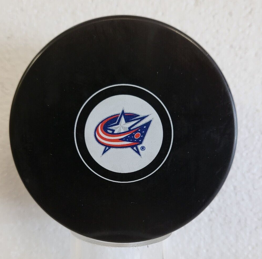 NHL HOCKEY WASHINGTON CAPITALS OFFICIAL TEAM LOGO PUCK