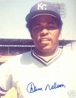 DAVE NELSON KANSAS CITY ROYALS SIGNED 8X10 PHOTO W/COA