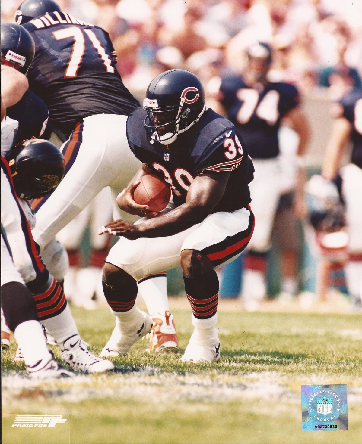 CURTIS ENIS NFL CHICAGO BEARS RUNNING UNSIGNED 8X10 PHOTO