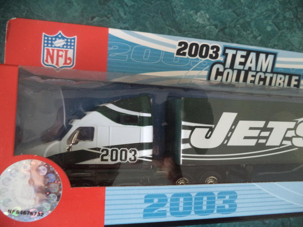 2003 NEW YORK JETS LIMITED EDITION TRACTOR TRAILER  1:80 NEW IN BOX NIB