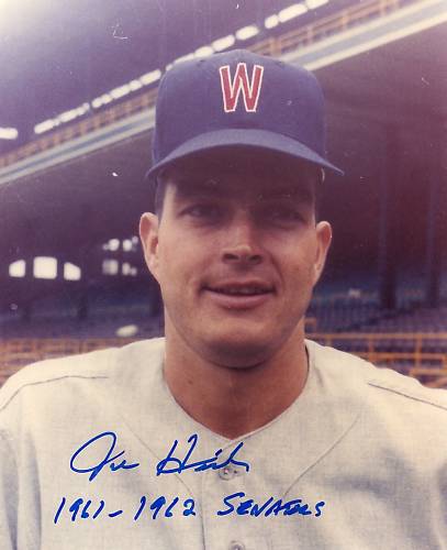 JOE  HICKS  SENATORS  1961-62 SIGNED 8X10