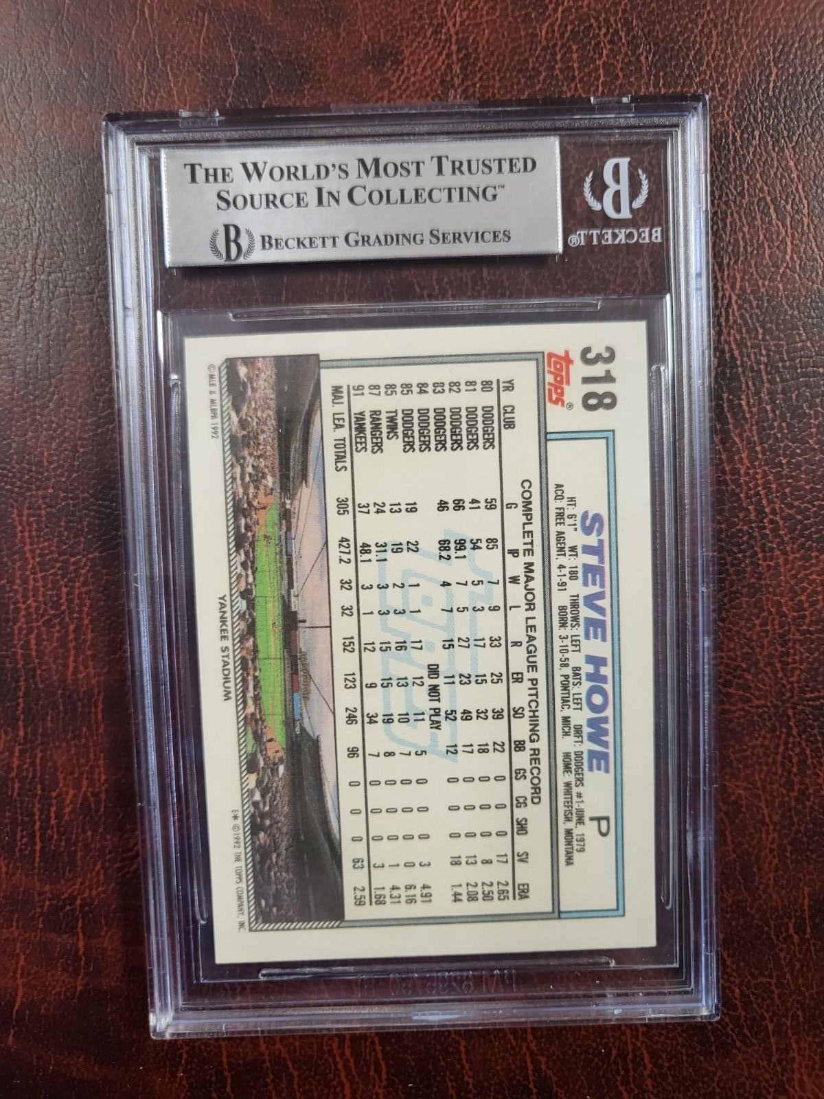 1992 TOPPS STEVE HOWE YANKEES SIGNED AUTOGRAPH #318 CARD BECKETT AUTH