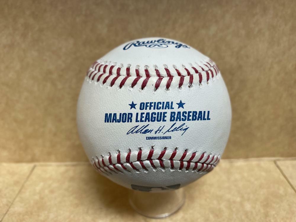 MIKE BODDICKER ORIOLES INSCRIBED BOTH SIDES SIGNED M.L. BASEBALL W/ COA