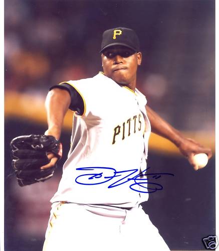 DONNIE VEAL PITTSBURGH PIRATES SIGNED 8X10 PHOTO W/COA