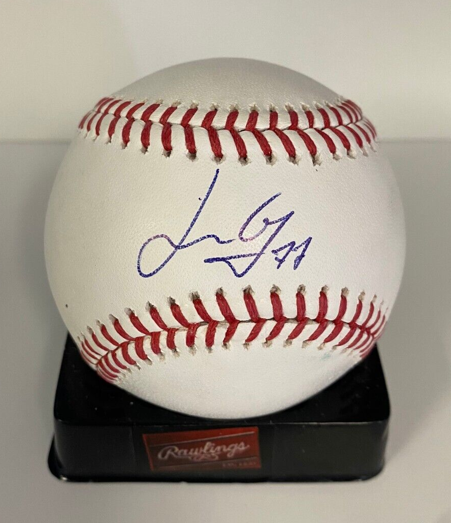 LUIS GARCIA HOUSTON ASTROS SIGNED AUTOGRAPHED M.L. BASEBALL BECKETT AUTH