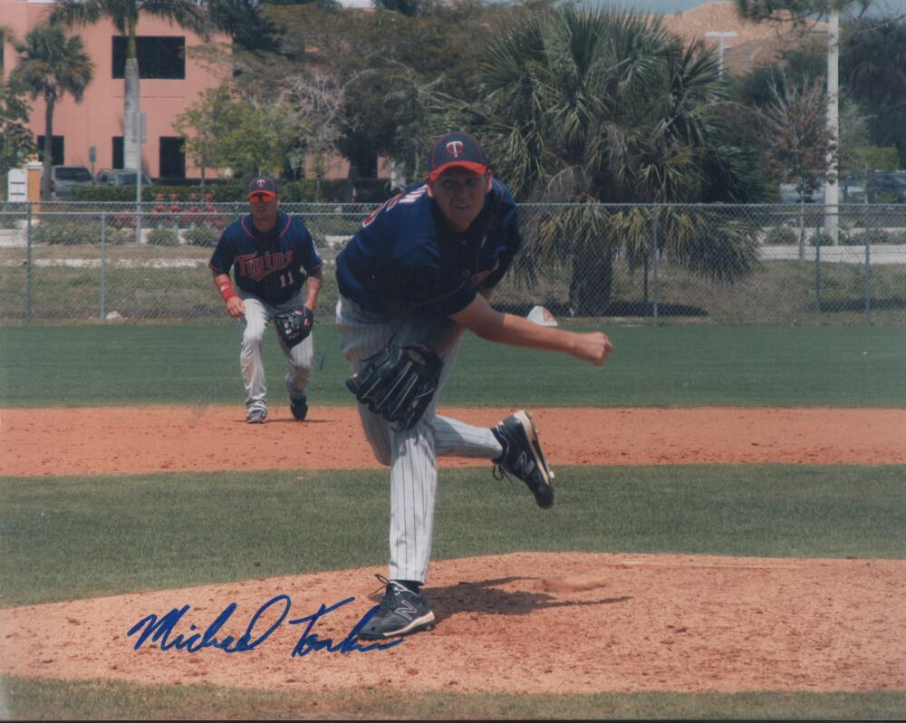 MICHAEL TONKIN TWINS  SIGNED AUTOGRAPHED 8X10 PHOTO W/ COA
