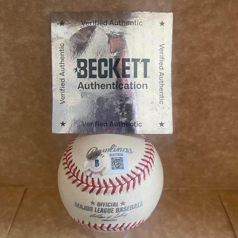 TONY PEREZ HOF 2000 REDS  SIGNED AUTO M.L. BASEBALL BECKETT AUTH