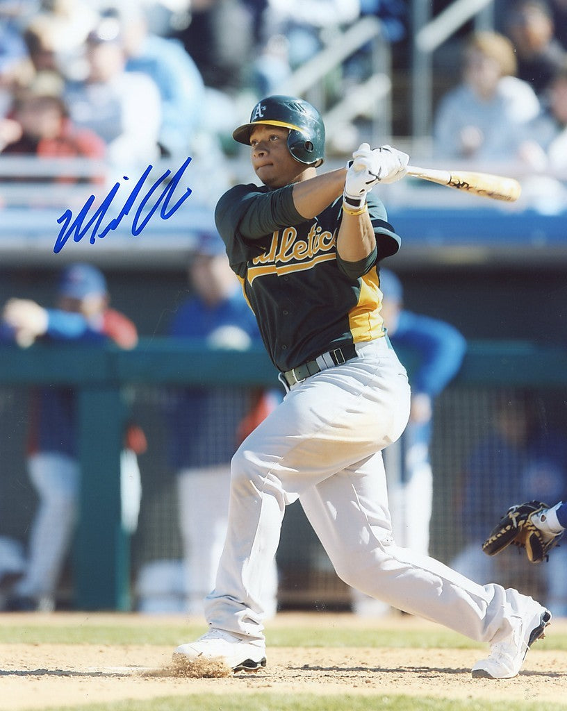 MICHAEL  CHOICE       OAKLAND  A'S    SIGNED 8X10