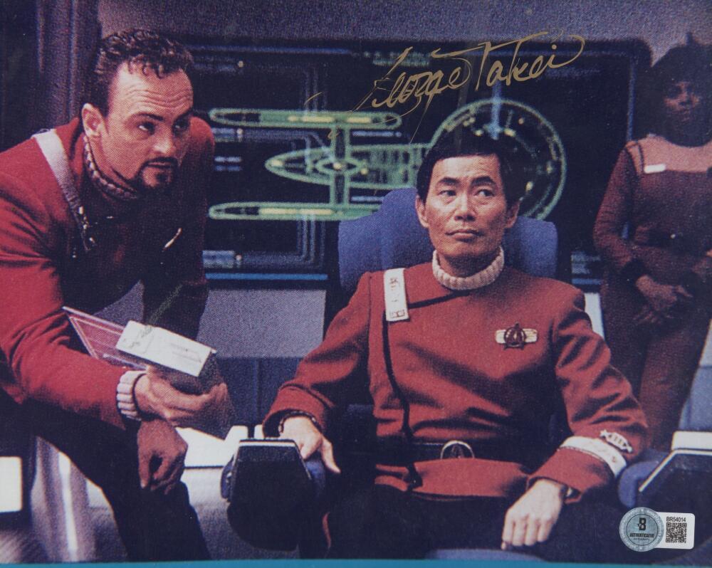 GEORGE TAKEI STAR TREK SIGNED AUTOGRAPHED  8X10 PHOTO BECKETT AUTH
