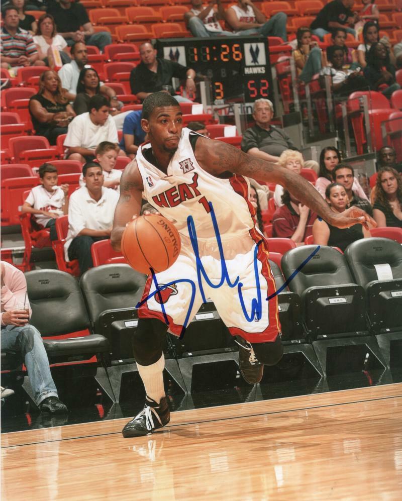 DORELL WRIGHT   MIAMI HEAT   SIGNED AUTOGRAPHED 8X10 PHOTO W/ COA