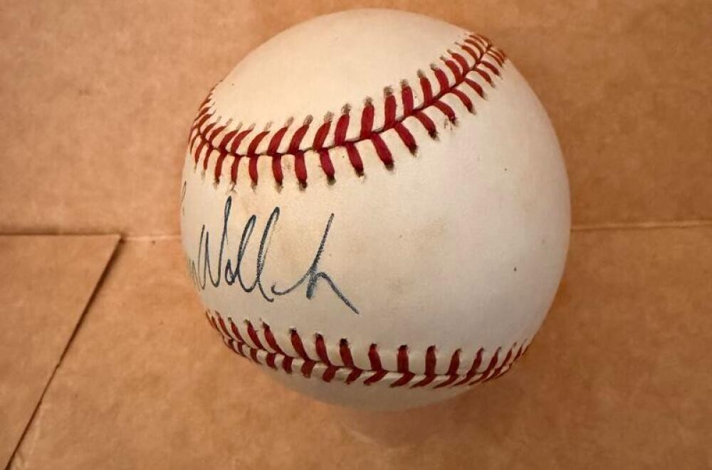 TIM WALLACH DODGERS/EXPOS  SIGNED AUTO M.L. BASEBALL BECKETT AUTH