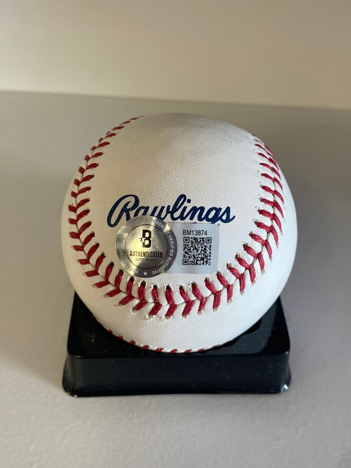 REGGIE JACKSON A'S/YANKEES SIGNED AUTOGRAPHED HALL OF  FAME BASEBALL BECKETT ***