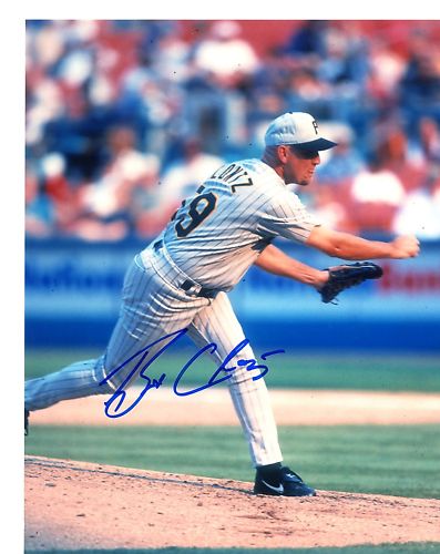 BRAD CLONTZ   PITTSBURGH  PIRATES SIGNED 8X10 PHOTO