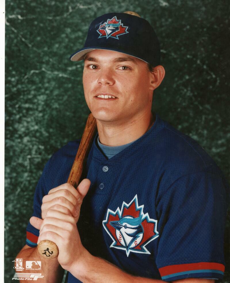 TOM EVANS TORONTO BLUE JAYS UNSIGNED 8X10 PHOTO