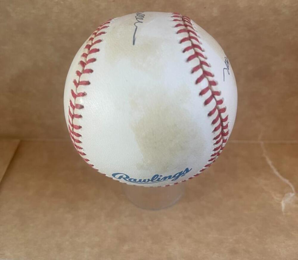 REGGIE JACKSON MR. OCTOBER SIGNED UPPER DECK HOLOGRAM BASEBALL
