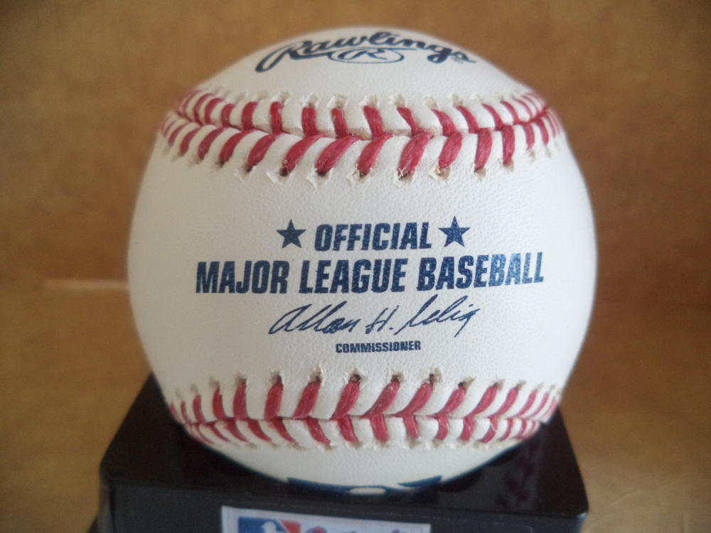 NOLAN REIMOLD BALTIMORE ORIOLES SIGNED AUTOGRAPH M.L. BASEBALL COA 