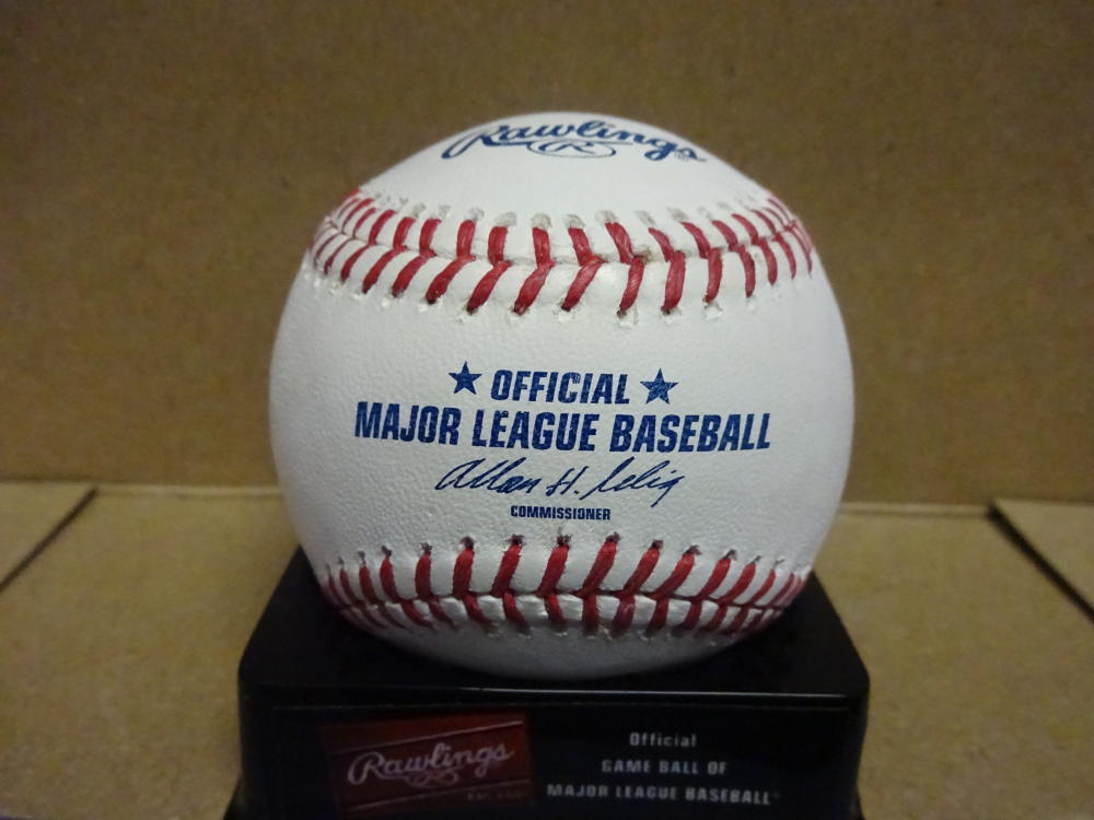 KEVIN KOUZMANOFF A'S/PADRES/ROCKIES/INDIANS SIGNED M.L. BASEBALL W/COA