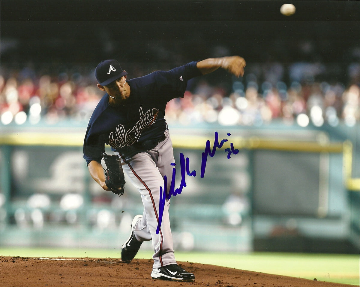 MIKE MINOR ATLANTA BRAVES SIGNED AUTOGRAPHED 8x10 PHOTO W/COA