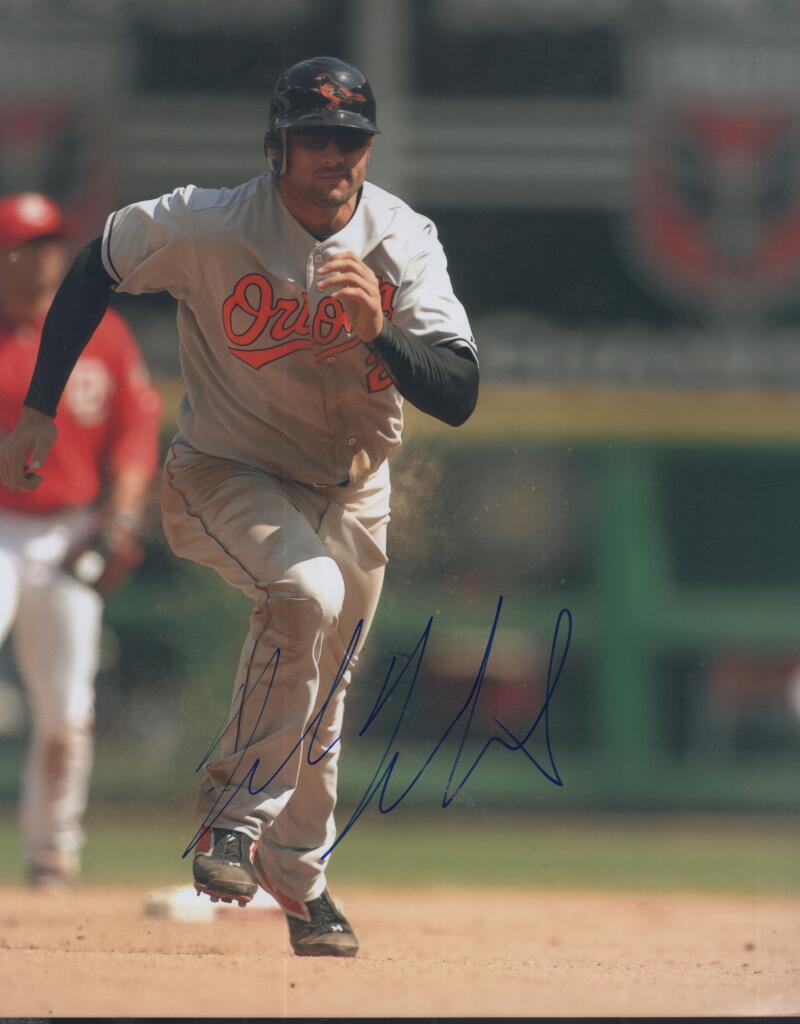 NICK MARKAKIS ORIOLES SIGNED AUTOGRAPHED 8X10 PHOTO W/ COA