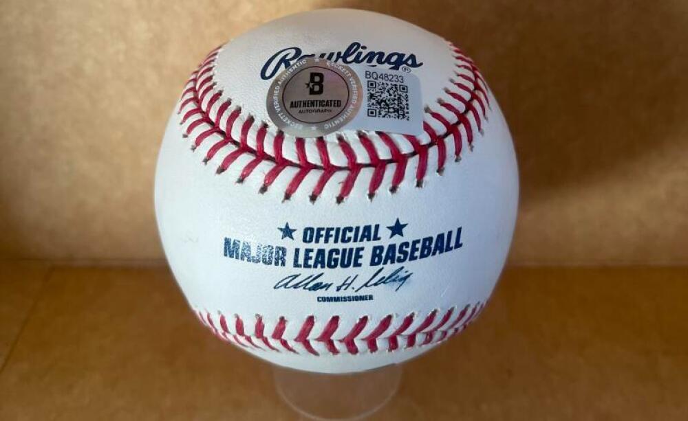 CARLOS SANTANA CLEVELAND GUARDIANS SIGNED AUTO M.L. BASEBALL BECKETT AUTH