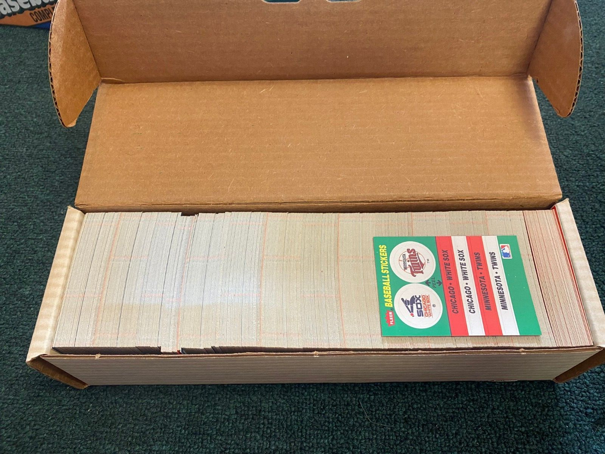1988 FLEER BASEBALL CARDS COMPLETE SET VINTAGE TOM GLAVINE EDGAR MARTINEZ RC!!!