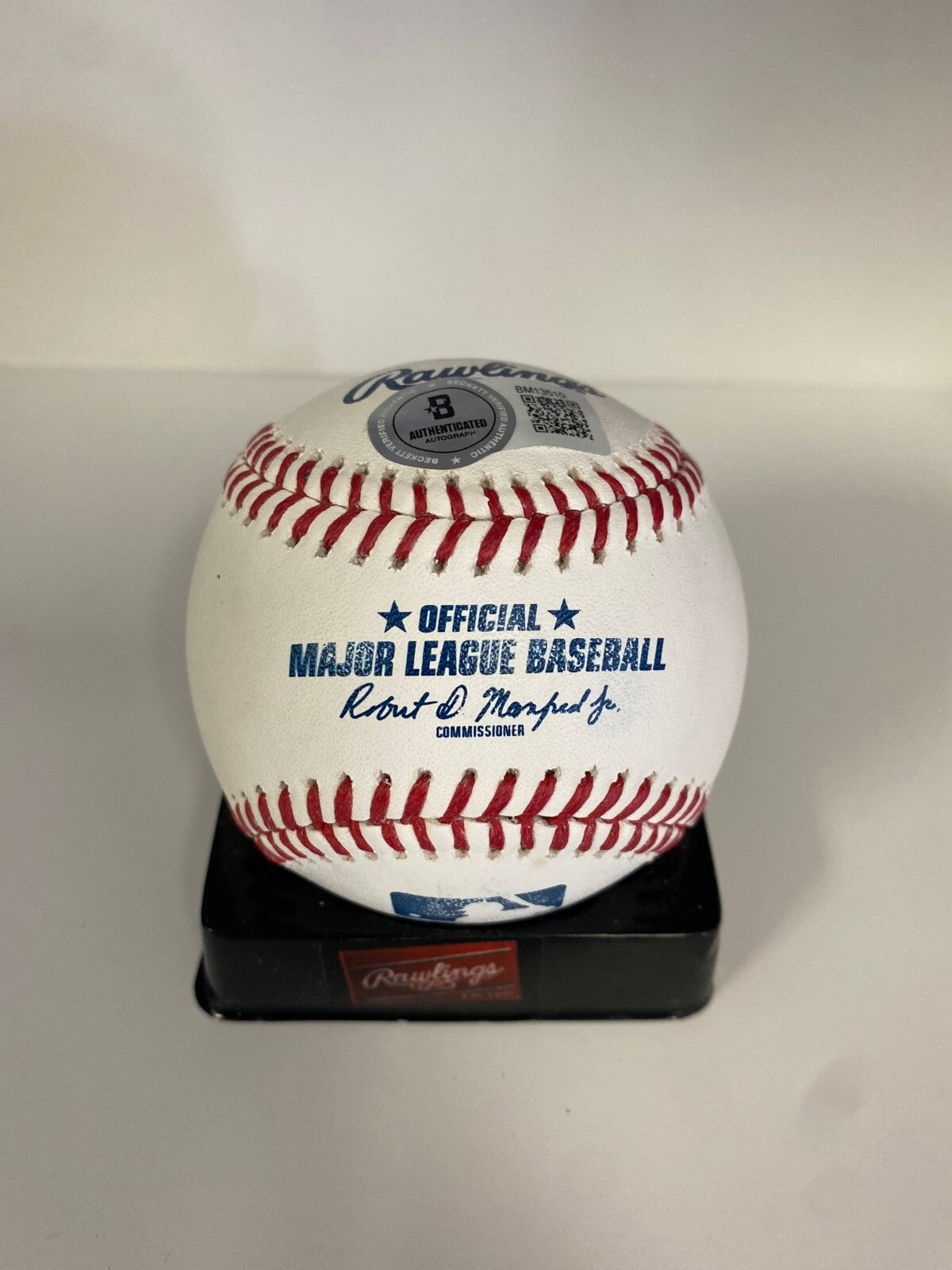 JACK AKER PILOTS/A'S SIGNED AUTOGRAPHED M.L. BASEBALL BECKETT AUTHENTICATED