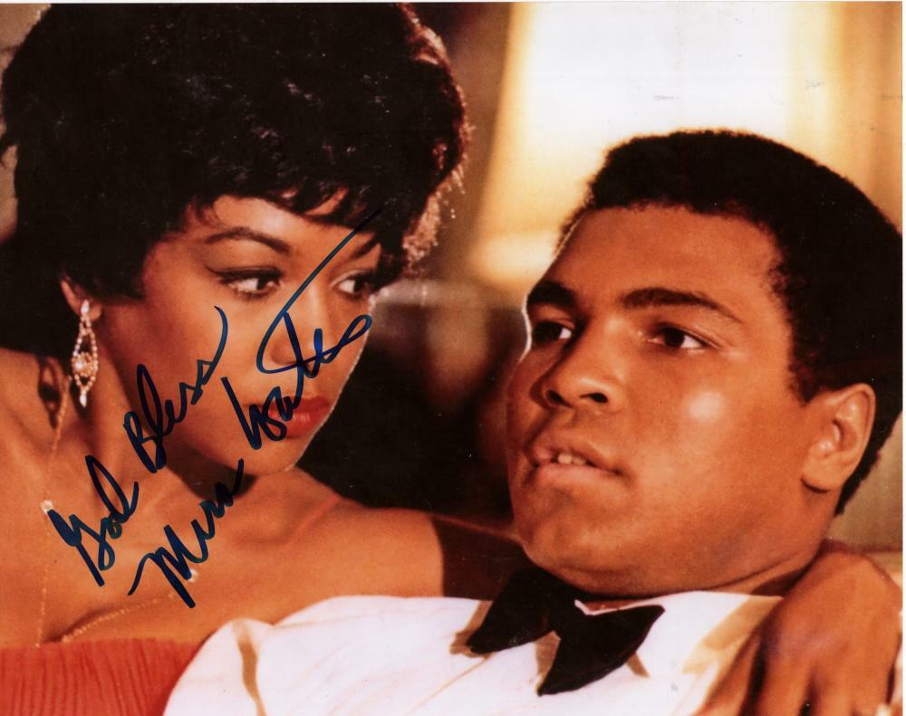 MIRA WATERS GOD BLESS THE GREATEST LOVE OF ALL MUHAMMAD ALI  SIGNED W/COA