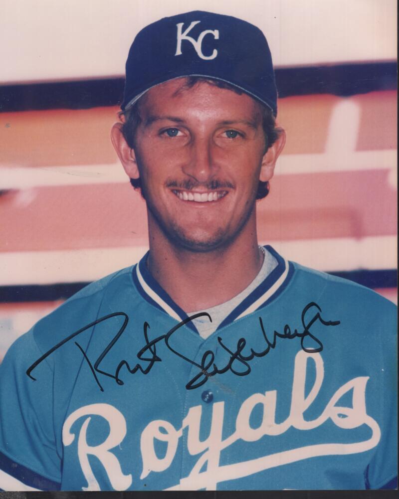 BRET SABERHAGEN ROYALS  SIGNED AUTOGRAPHED 8X10 PHOTO W/ COA