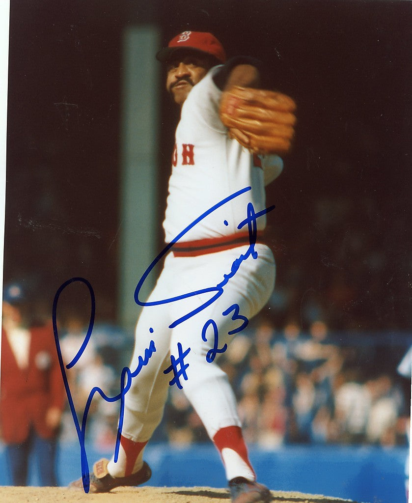 LUIS  TIANT  BOSTON  RED SOX    SIGNED  8X10  PHOTO