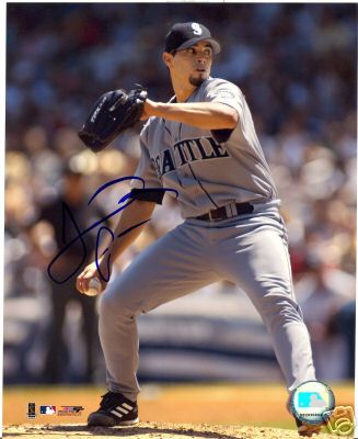 JOEL  PINIERO  SEATTLE  MARINERS  SIGNED 8X10