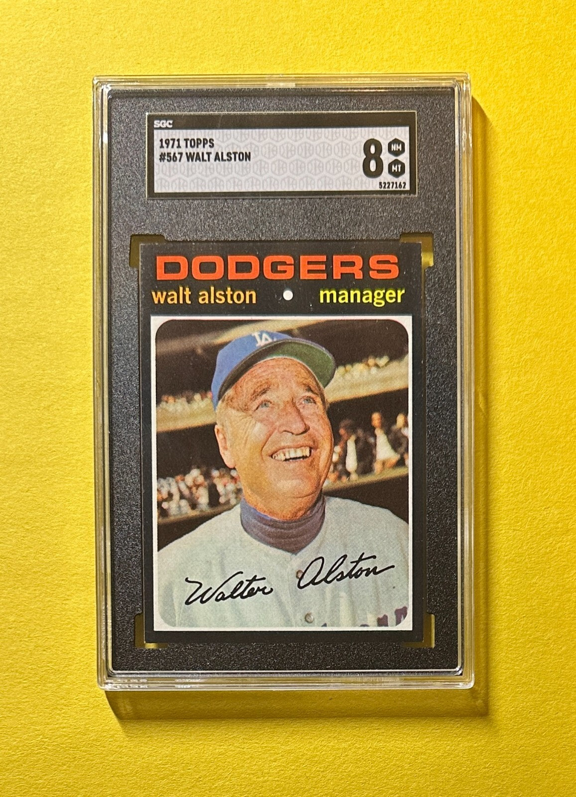 1971 TOPPS WALT ALSTON #567 SGC NM MT 8 DODGERS