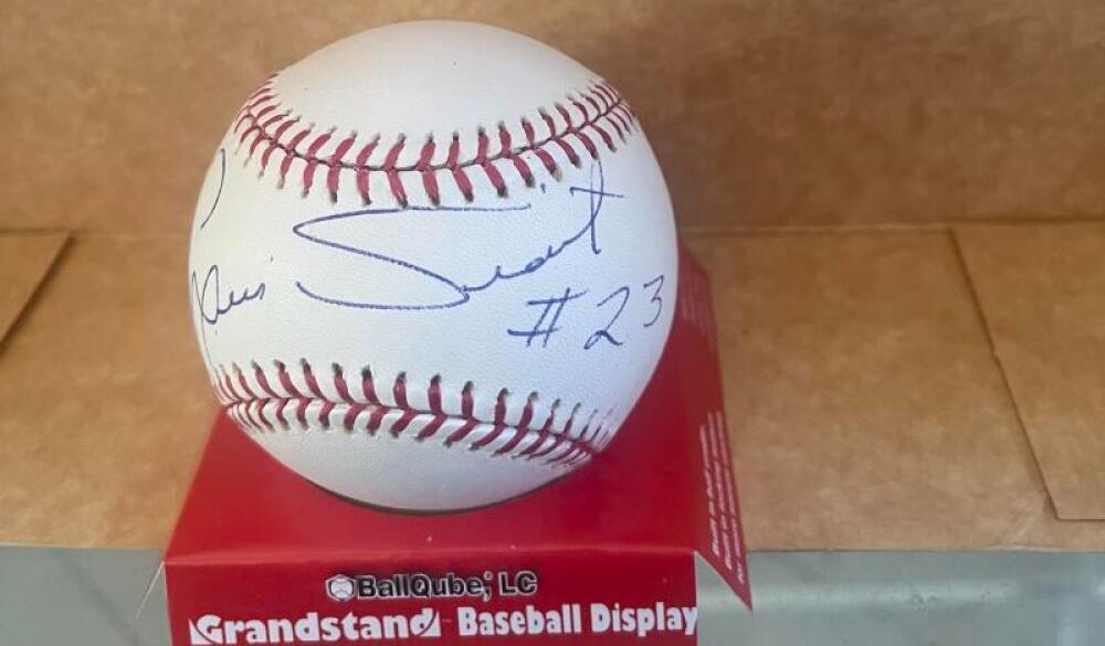 LUIS TIANT #23 RED SOX SIGNED AUTOGRAPHED M.L. BASEBALL BECKETT AUTH