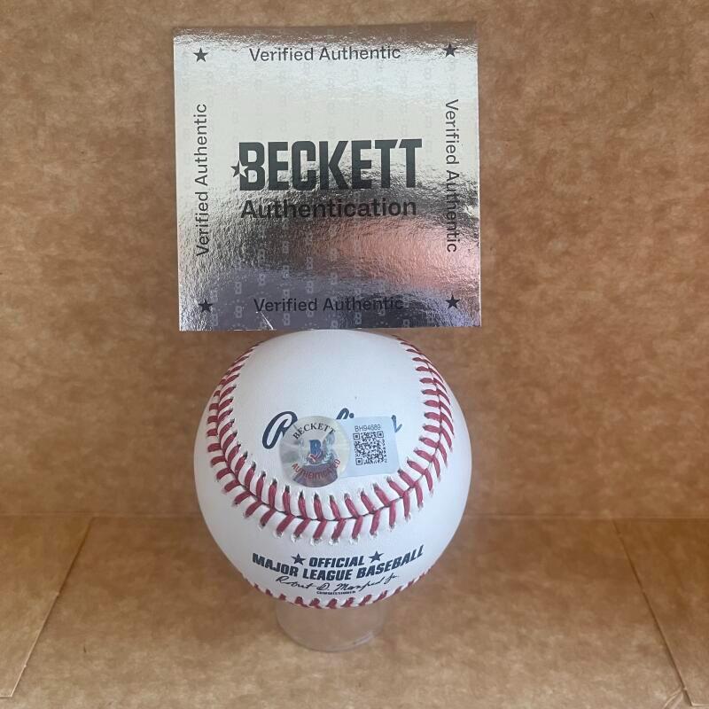 JOSH JAMES ASTROS SIGNED AUTO M.L. BASEBALL BECKETT AUTH