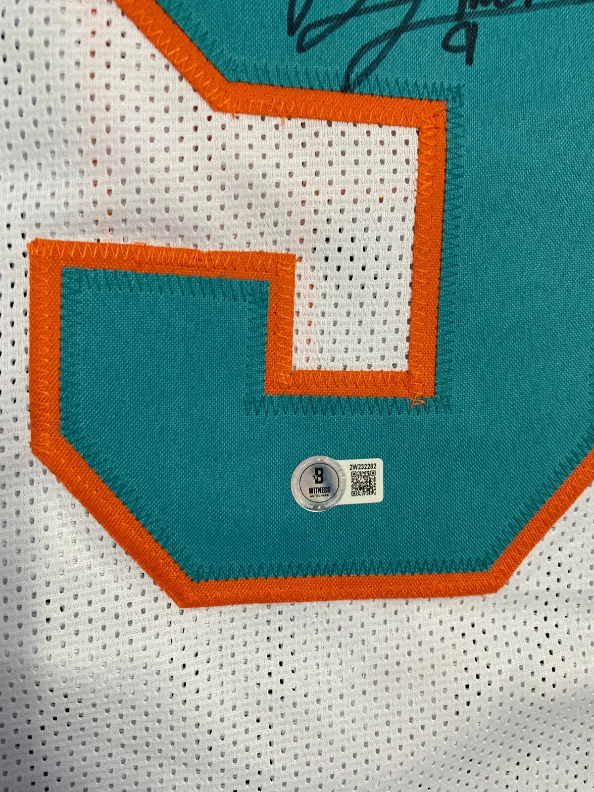 JONNU SMITH #9 DOLPHINS SIGNED AUTO WHITE CUSTOM FOOTBALL JERSEY SZ XL BECKETT *