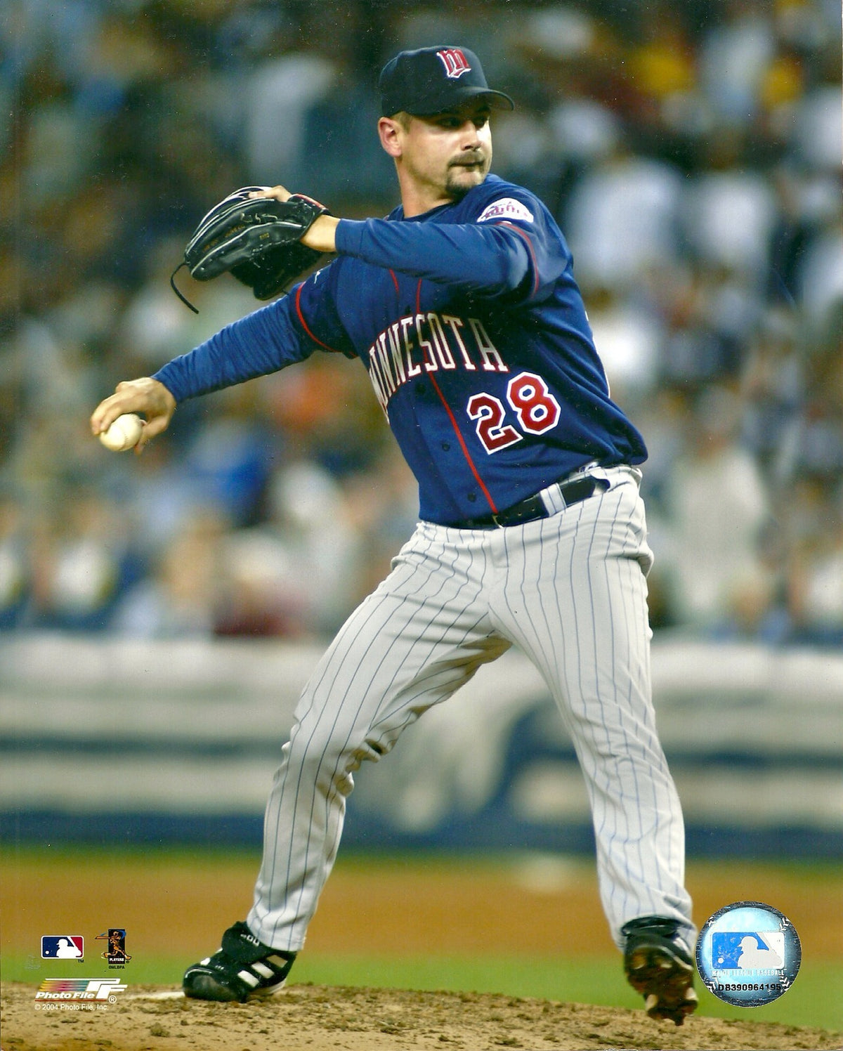 JESSE CRAIN MINNESOTA TWINS UNSIGNED 8x10 PHOTO