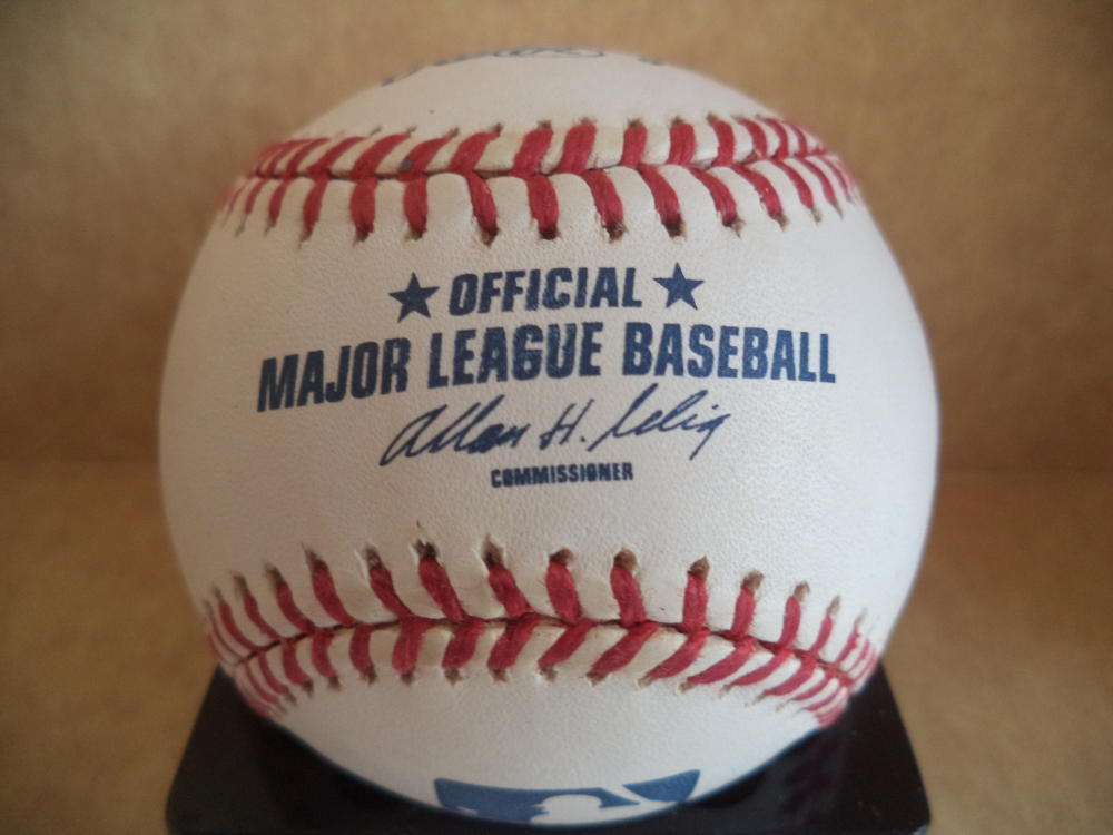 CARLOS REYES RED SOX/PHILLIES/PADRES SIGNED AUTOGRAPHED M.L. BASEBALL W/COA