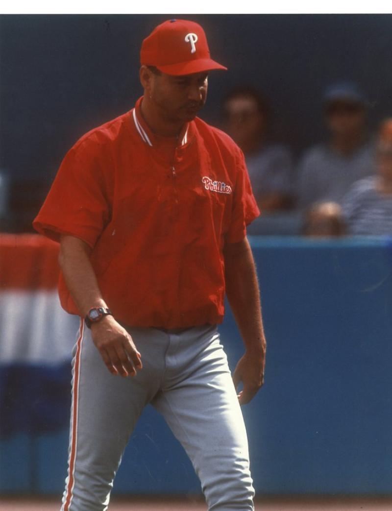 TERRY FRANCONA PHILADELPHIA PHILLIES UNSIGNED 8X10 PHOTO